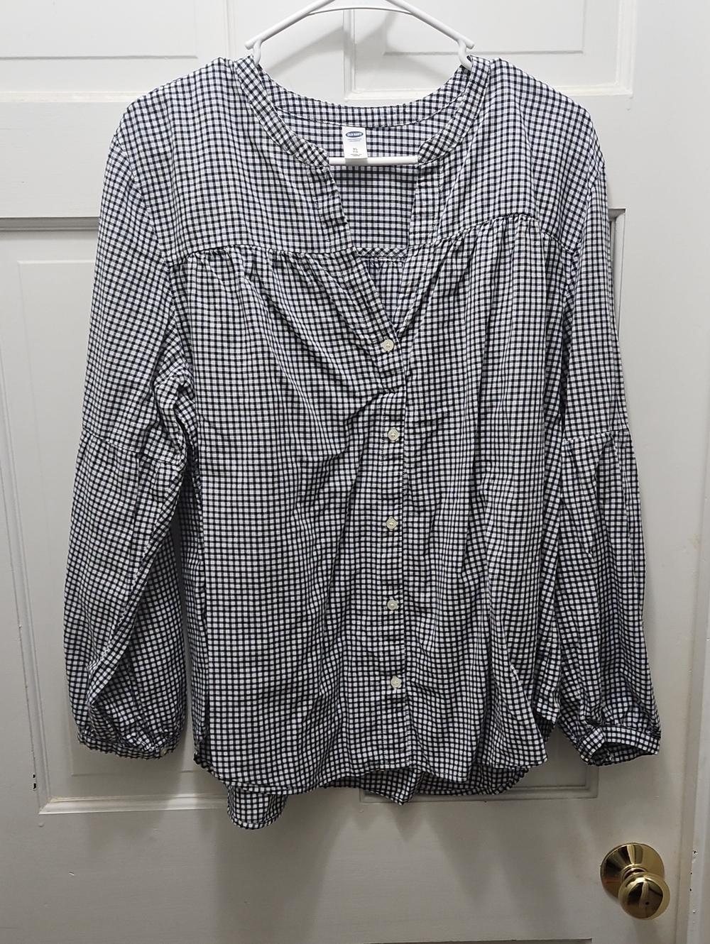 Old Navy Black and White Gingham Button-Down Shirt 100% Cotton